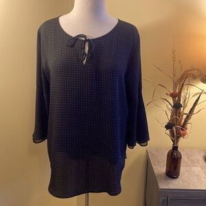 VanHeusen Black Bell-Sleeve Blouse